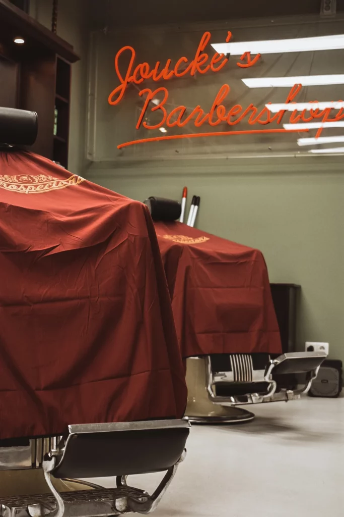 Joucke's Barbershop stoelen
